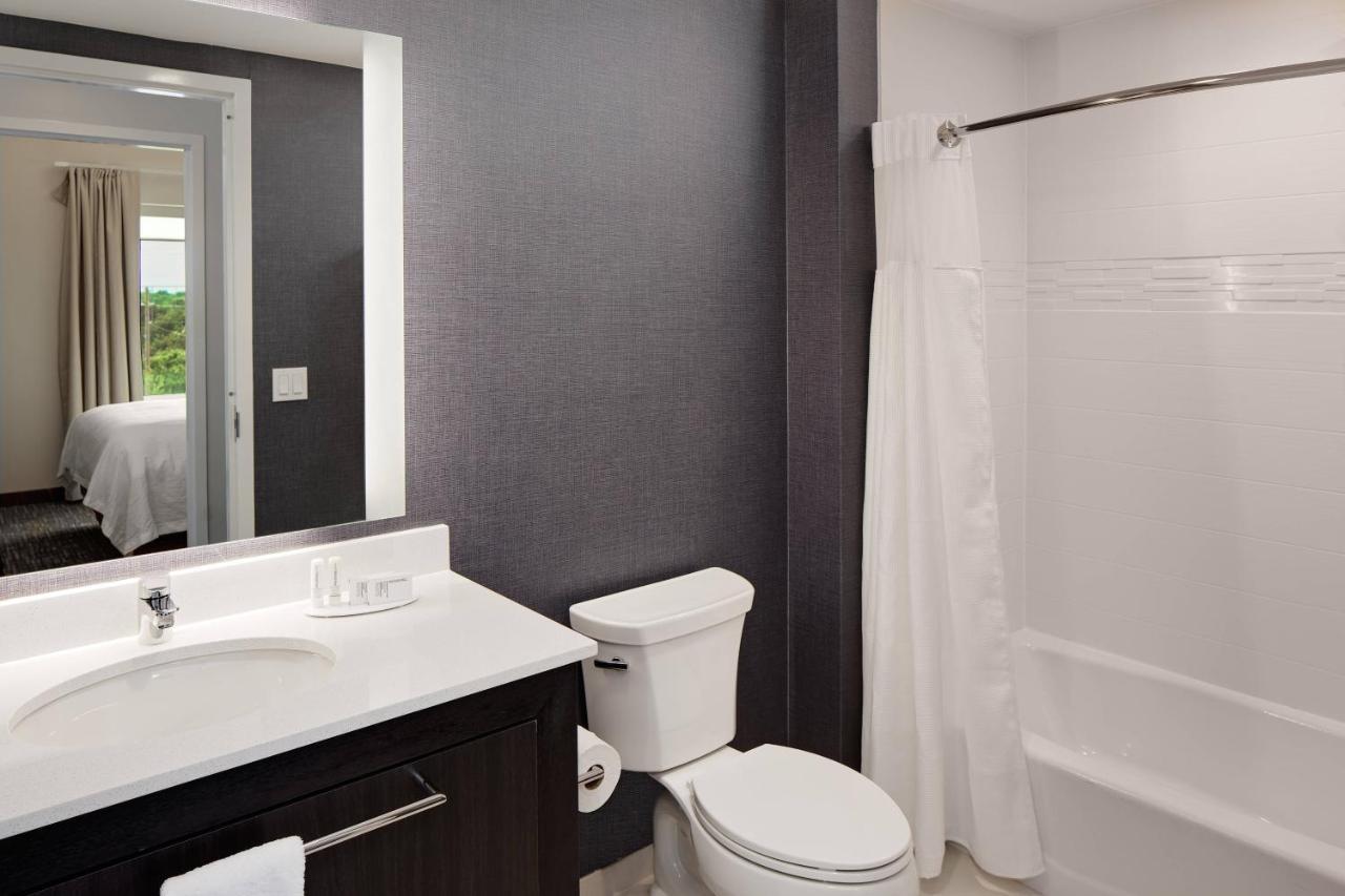 Residence Inn By Marriott Detroit Farmington Hills Exterior photo